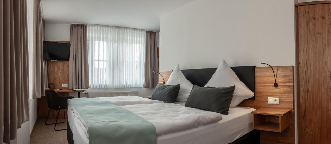 Hotel Drei Tannen Moosburg Kültér fotó